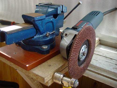 Angle Grinder On Battery With Speed ​​Control