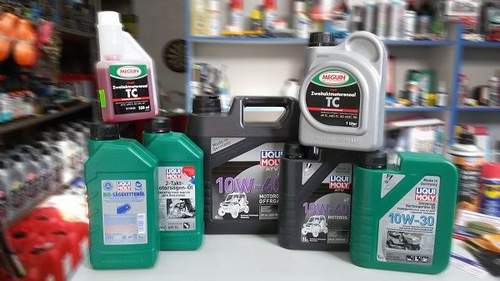 Changing the Makita Lawnmower Oil