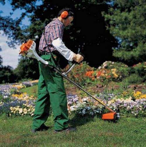 How To Give A Line To A Stihl Trimmer