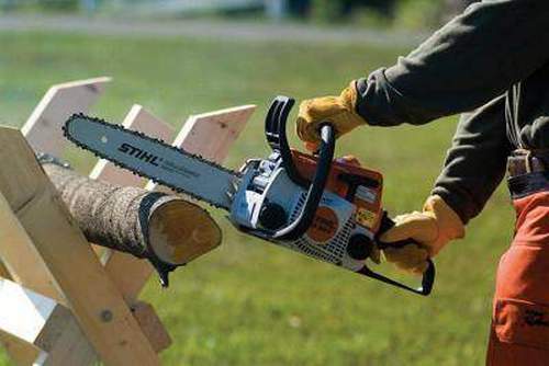 How to Remove a Cylinder on a Stihl Saw