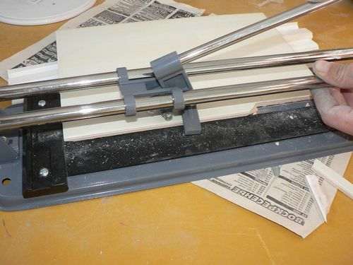how to work with a tile cutter