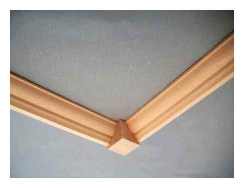 trim, corners, baseboard, ceiling